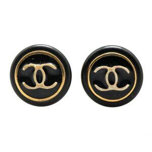 CHANEL CC Logos Black Round Clip-On Earrings Gold Tone 96A Auth #2600
